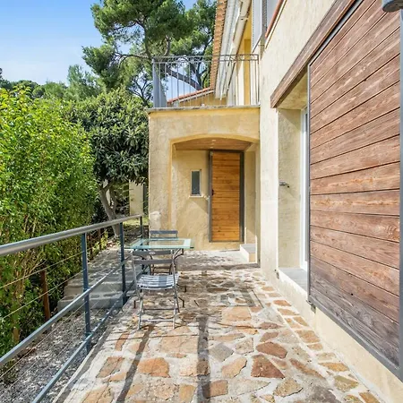 Confortable: Retreat With Private Pool Apartment Hyeres